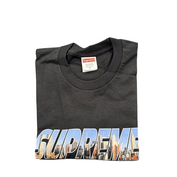 Supreme Gotham Limited Edition T-Shirt*NEW in BAG! Size Small - Picture 2 of 7